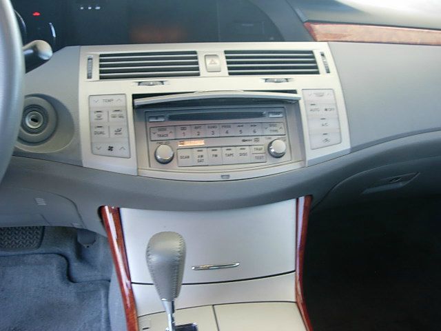 Toyota Avalon 2005 photo 11