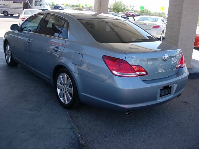 Toyota Avalon 2005 photo 15