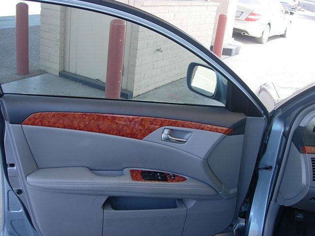 Toyota Avalon 2005 photo 9