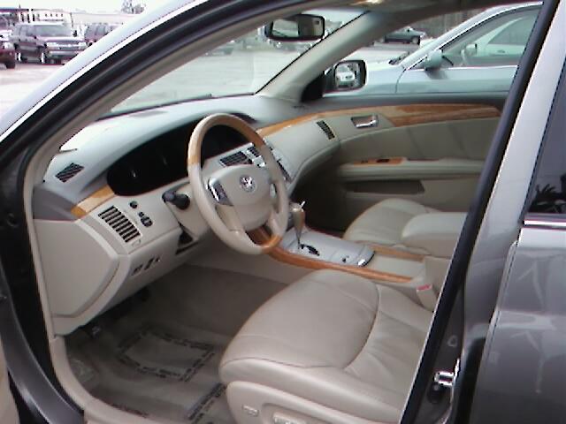 Toyota Avalon 2005 photo 1