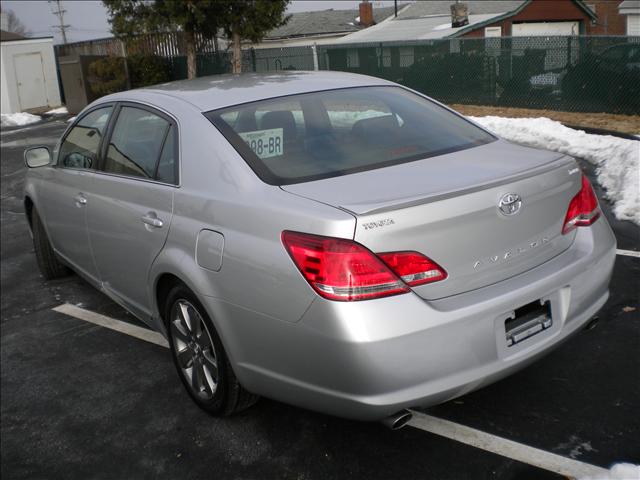 Toyota Avalon 2005 photo 3