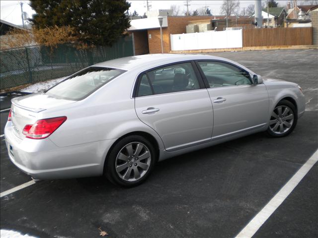 Toyota Avalon 2005 photo 5