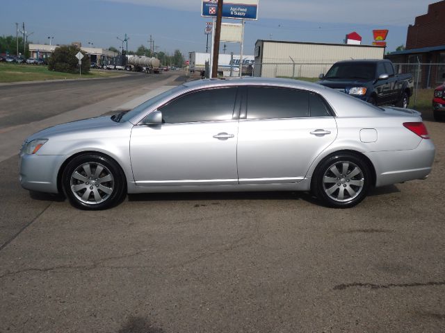 Toyota Avalon 2005 photo 16