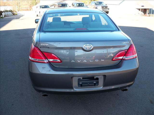 Toyota Avalon 2005 photo 4