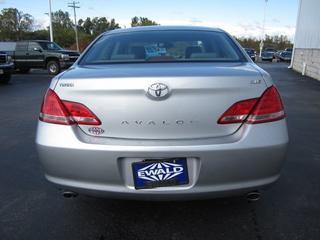 Toyota Avalon 2005 photo 3