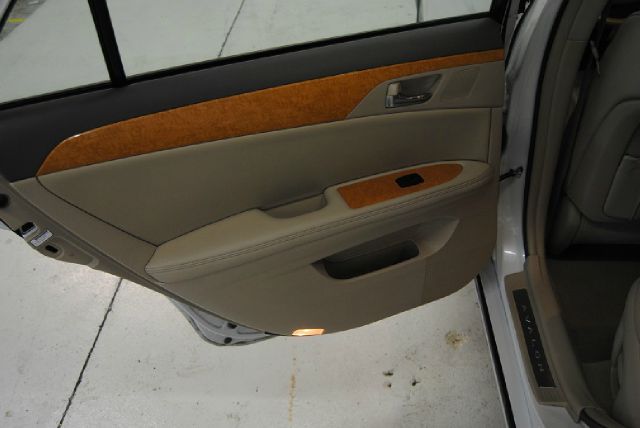 Toyota Avalon 2005 photo 12