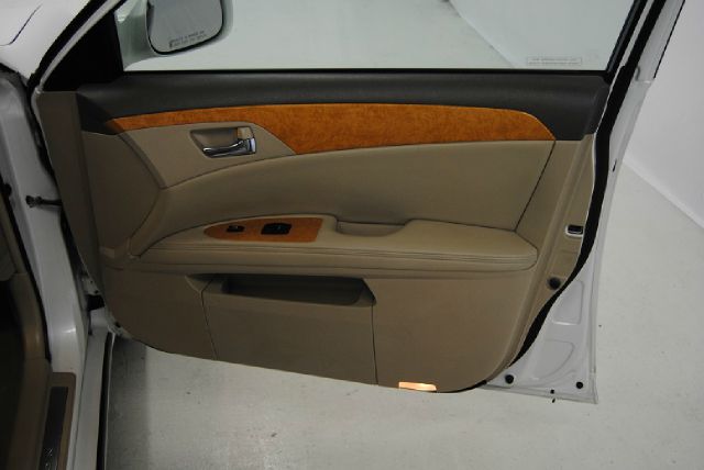 Toyota Avalon 2005 photo 13