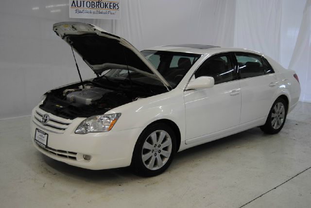 Toyota Avalon 2005 photo 22