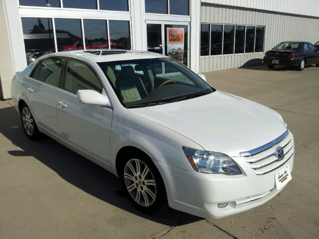 Toyota Avalon 2005 photo 3