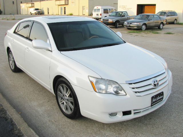 Toyota Avalon 2005 photo 4