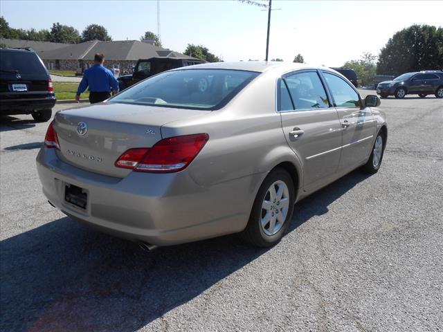 Toyota Avalon 2006 photo 4