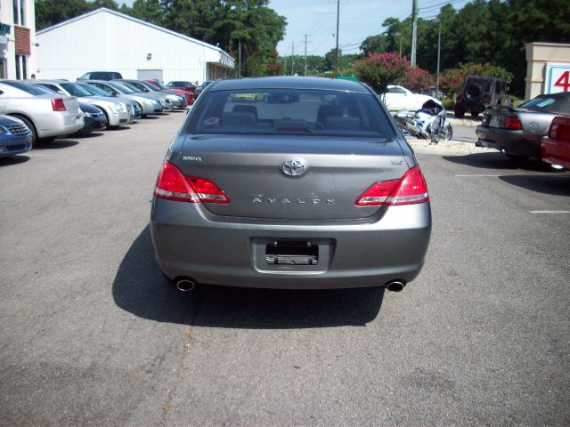 Toyota Avalon 2006 photo 4