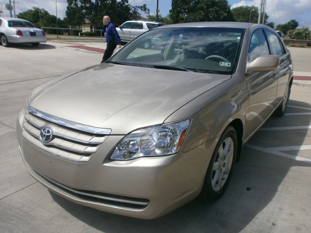 Toyota Avalon 2006 photo 1