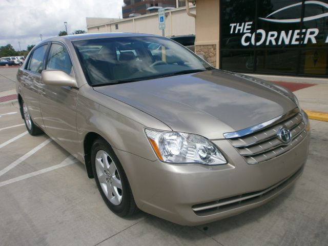 Toyota Avalon 2006 photo 2