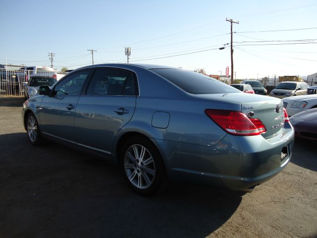 Toyota Avalon 2006 photo 3