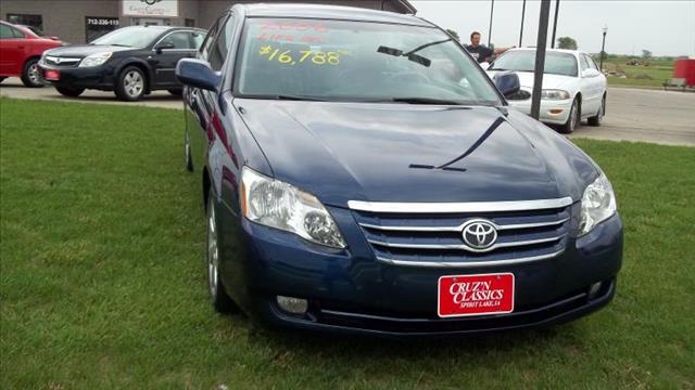 Toyota Avalon 2006 photo 1