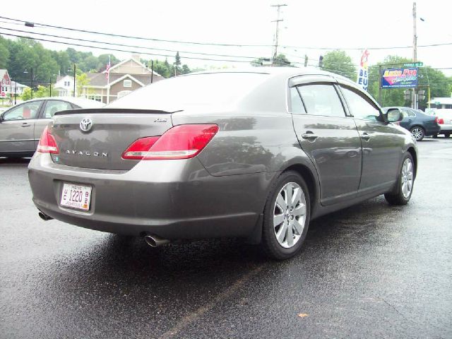 Toyota Avalon 2006 photo 4