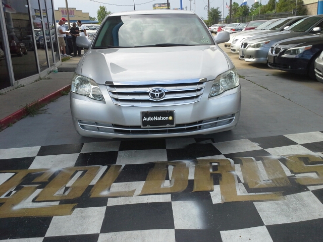 Toyota Avalon 2006 photo 1