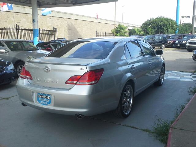 Toyota Avalon 2006 photo 3