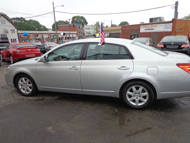 Toyota Avalon 2006 photo 1