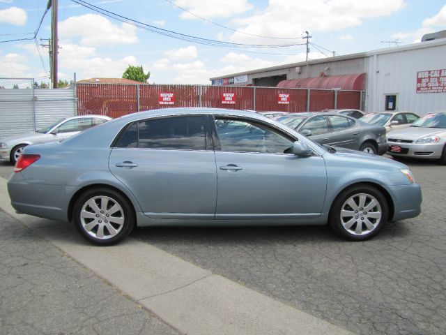 Toyota Avalon 2006 photo 6