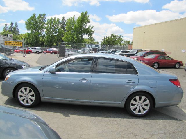 Toyota Avalon 2006 photo 8