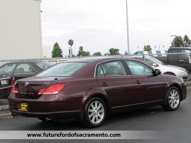 Toyota Avalon 2006 photo 1