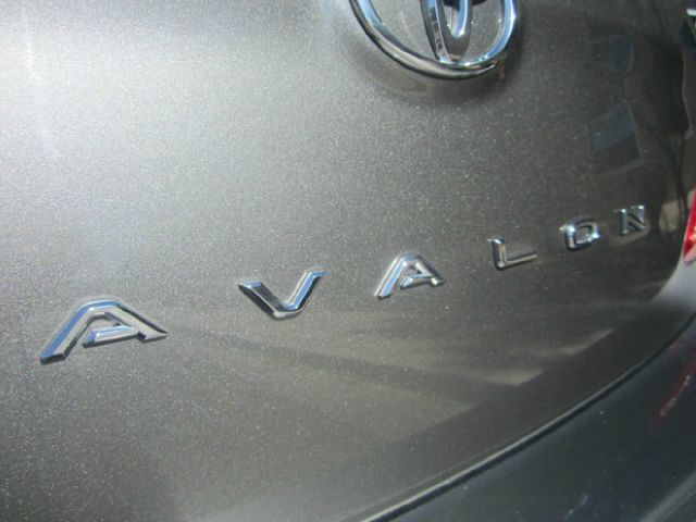 Toyota Avalon 2006 photo 14