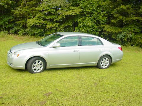 Toyota Avalon 2006 photo 2