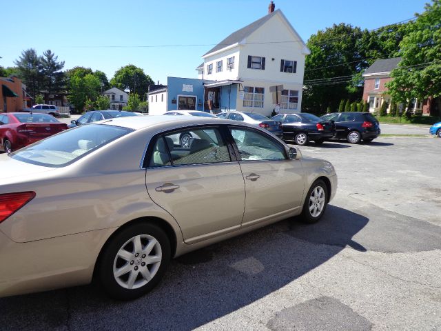 Toyota Avalon 2006 photo 1