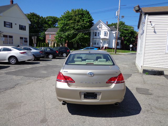 Toyota Avalon 2006 photo 3