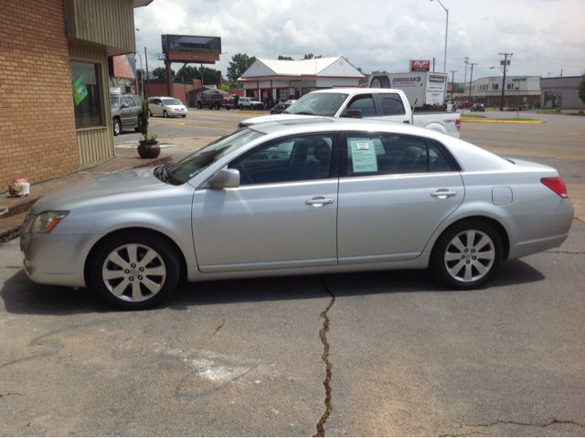 Toyota Avalon 2006 photo 1