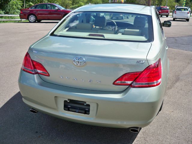 Toyota Avalon 2006 photo 3