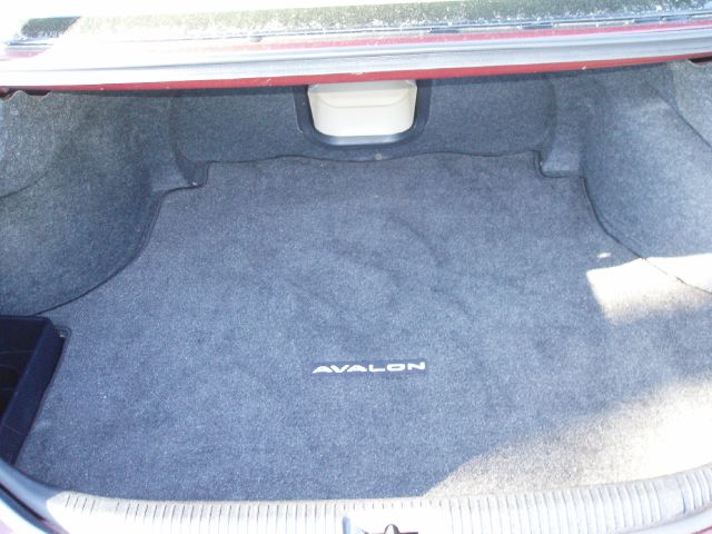 Toyota Avalon 2006 photo 2