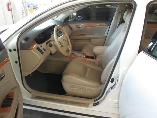 Toyota Avalon 2006 photo 1