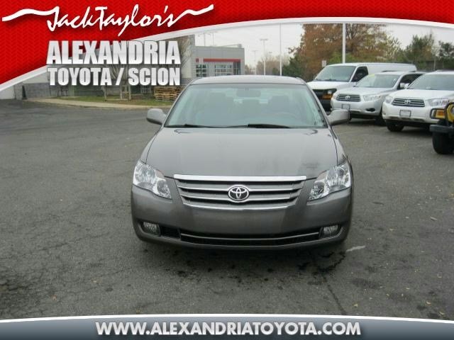 Toyota Avalon 2007 photo 1