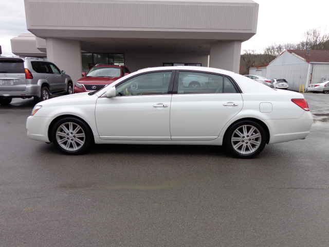 Toyota Avalon 2007 photo 1