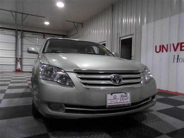 Toyota Avalon 2007 photo 2