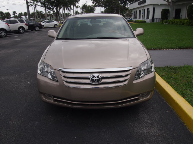 Toyota Avalon 2007 photo 1