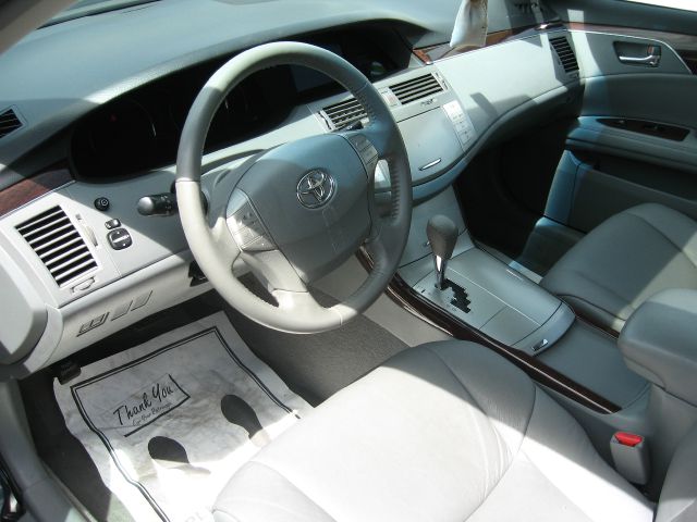 Toyota Avalon 2009 photo 3