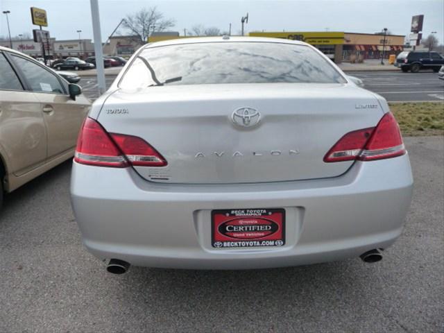 Toyota Avalon 2010 photo 4