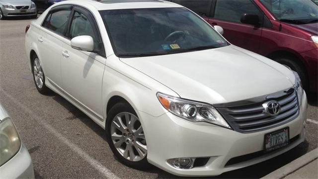 Toyota Avalon 2011 photo 3