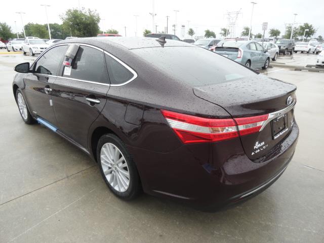 Toyota Avalon Hybrid 2013 photo 7