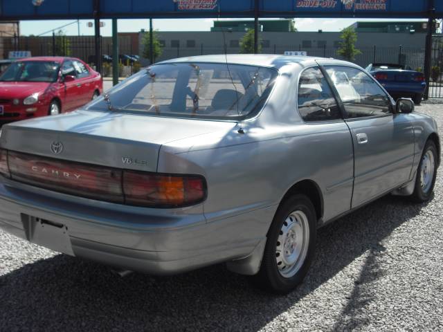 Toyota Camry 1989 photo 2