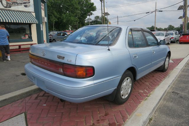 Toyota Camry 1992 photo 2