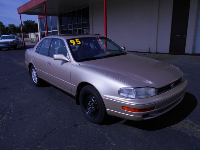 Toyota Camry 1992 photo 3