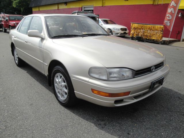 Toyota Camry 1993 photo 2