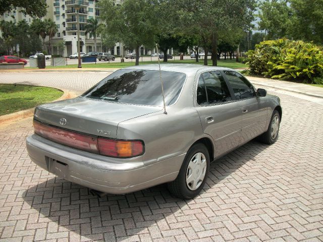 Toyota Camry 1993 photo 1