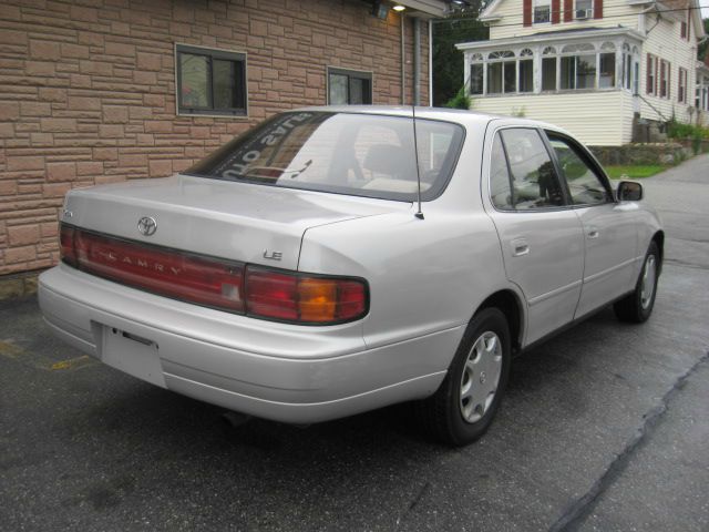 Toyota Camry 1993 photo 3