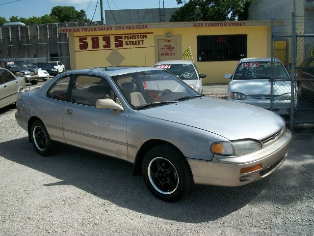 Toyota Camry 1995 photo 3